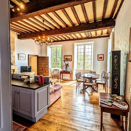 Centrally Located Sarlat Apartment With Medieval Town Views Екстер'єр фото