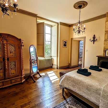 Centrally Located Sarlat Apartment With Medieval Town Views Екстер'єр фото